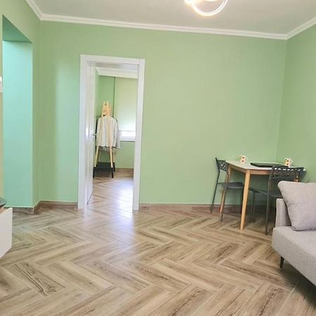 2V1 - Blloku Zy Apartment Tiranë Luaran gambar