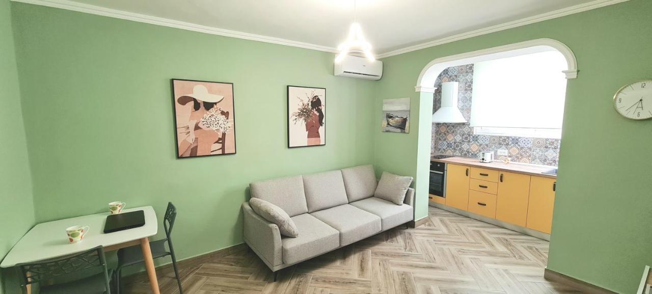 2V1 - Blloku Zy Apartment Tiranë Luaran gambar
